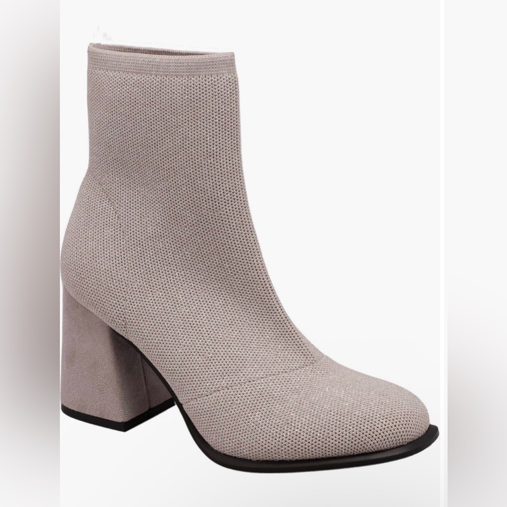 MIA Piana Knit Sock Bootie - Silver Block Heel Boots - Size 8.5